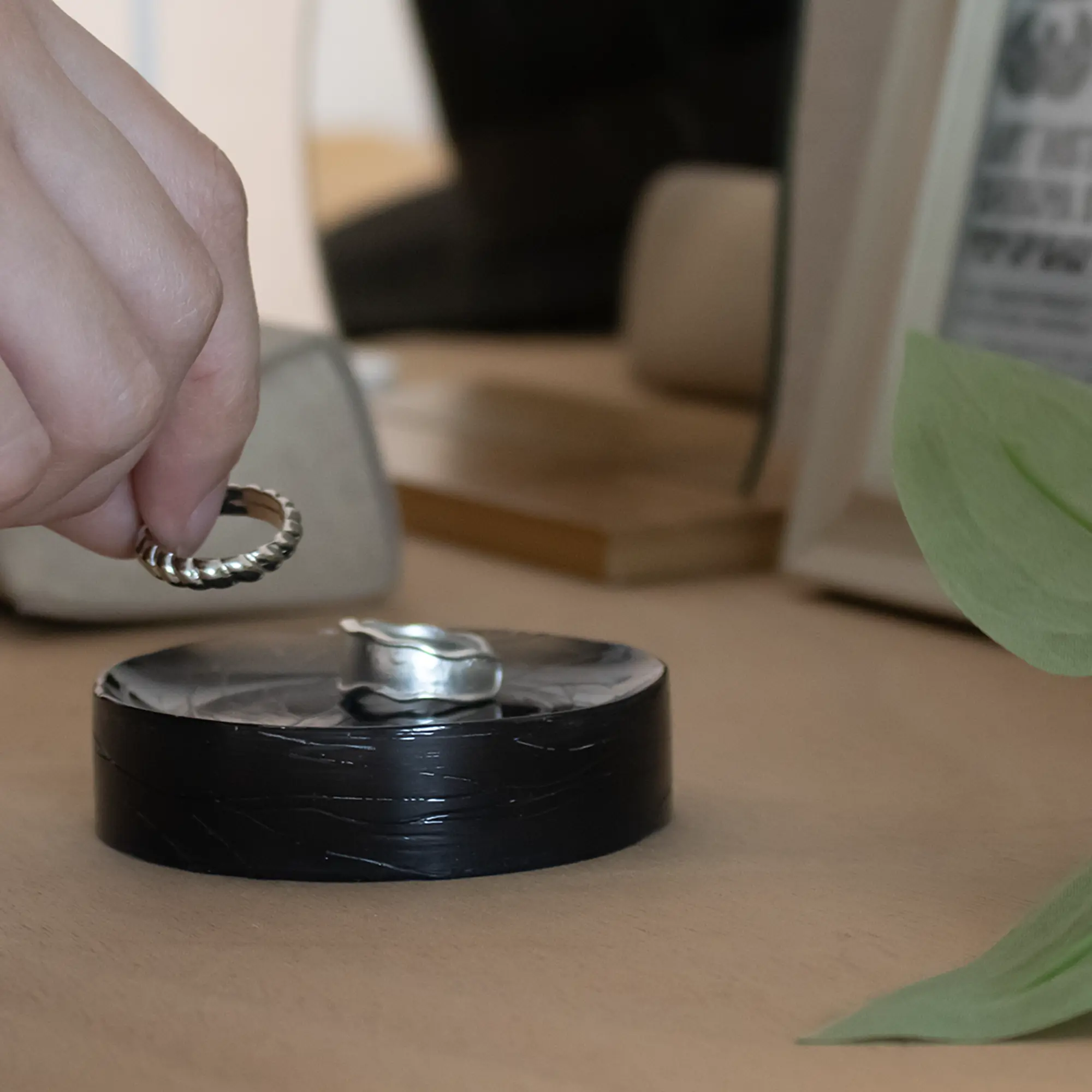 トレー75 / スモークブルー